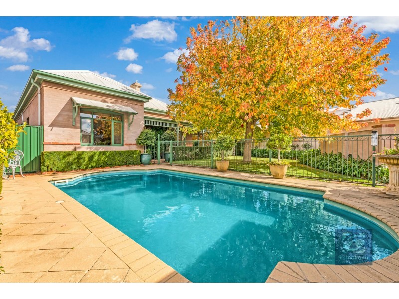 6 Alert Court, Moama NSW 2731