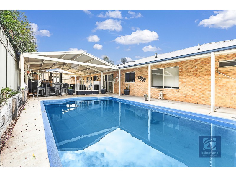 12 Forfar Drive, Moama NSW 2731