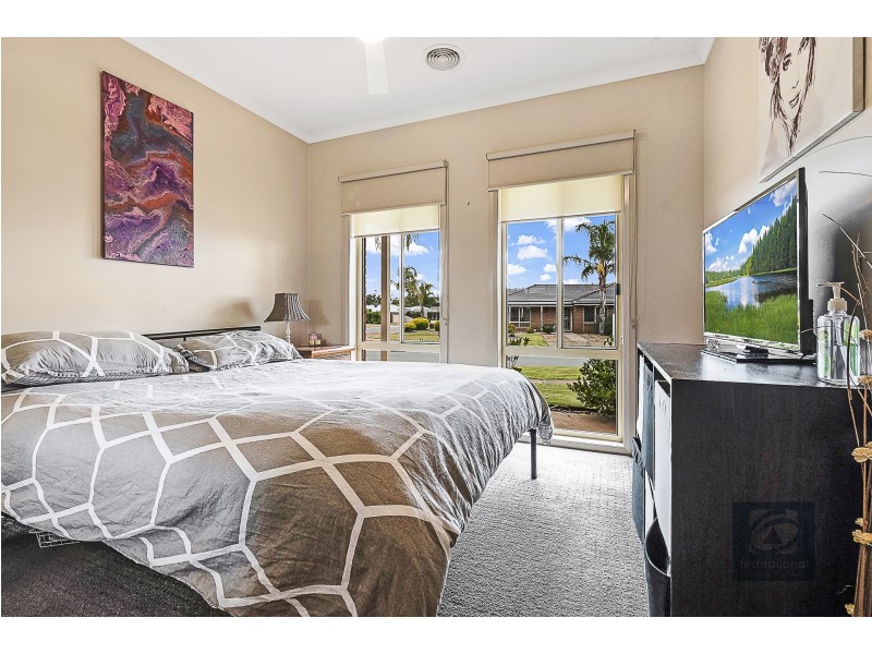 12 Forfar Drive, Moama NSW 2731