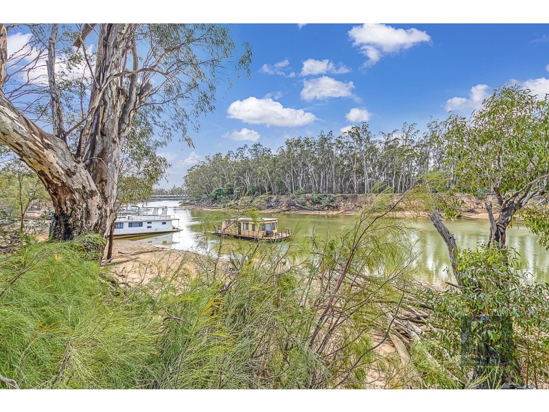 16 Pakenham Street, Echuca VIC 3564