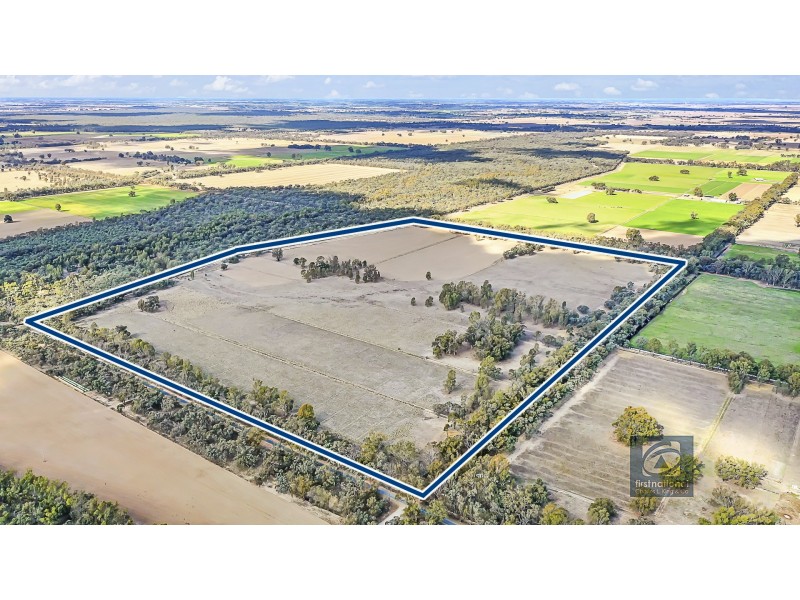 1 and 2/520 Bangerang Road, Echuca VIC 3564