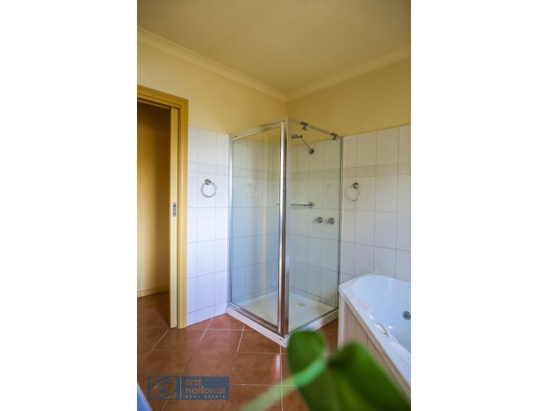 22 Kooyong Court, Echuca VIC 3564