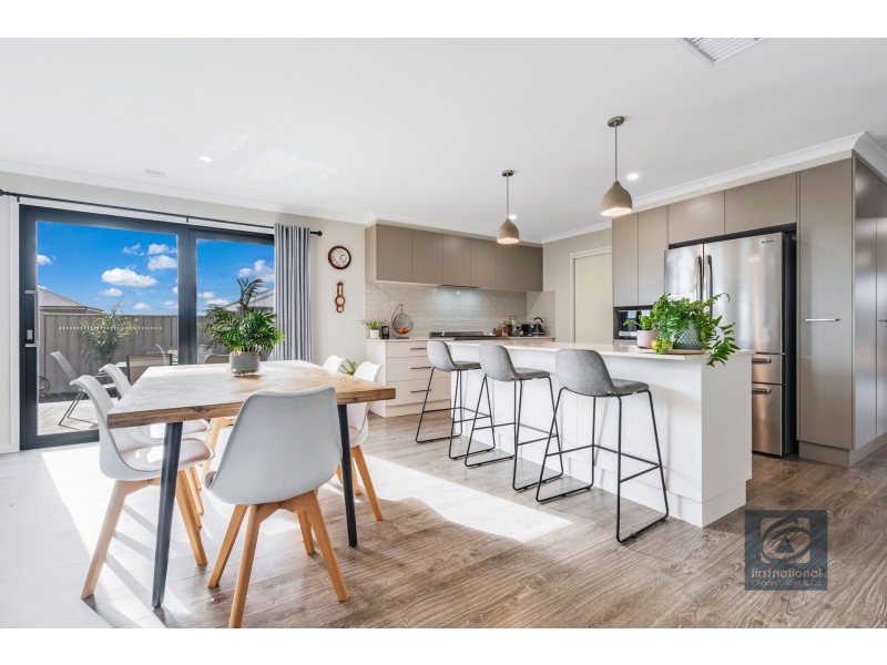 7 Delly Close, Echuca VIC 3564