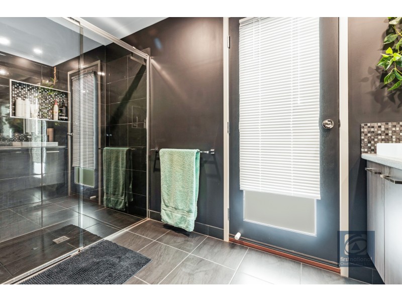 7 Delly Close, Echuca VIC 3564