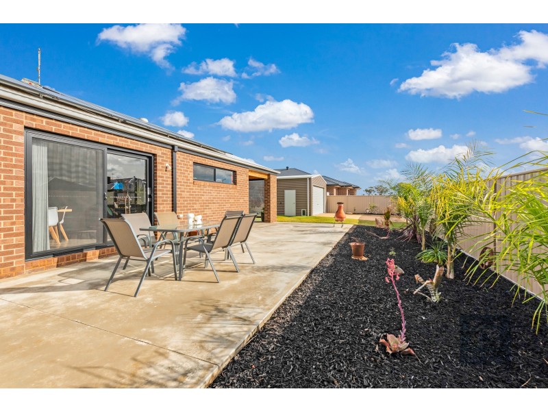 7 Delly Close, Echuca VIC 3564