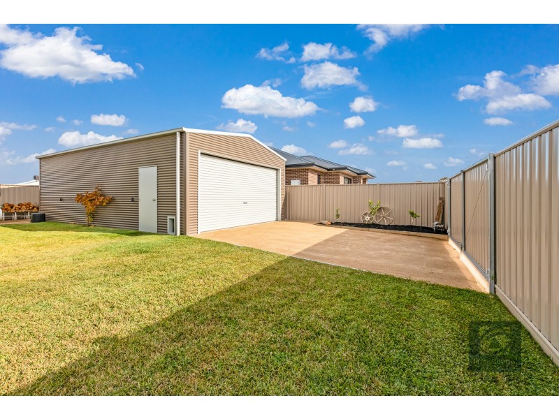 7 Delly Close, Echuca VIC 3564