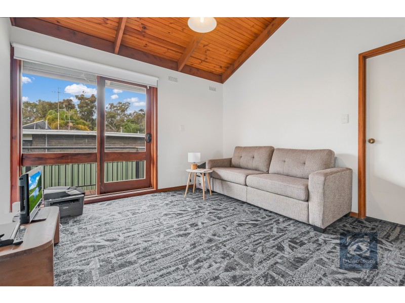 317 Ogilvie Avenue, Echuca VIC 3564