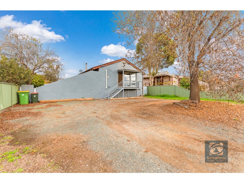 317 Ogilvie Avenue, Echuca VIC 3564