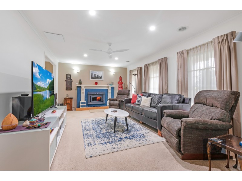 4 Lawson Drive, Moama NSW 2731