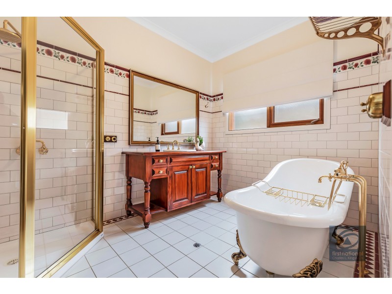 26 Kingfisher Drive West Street, Moama NSW 2731