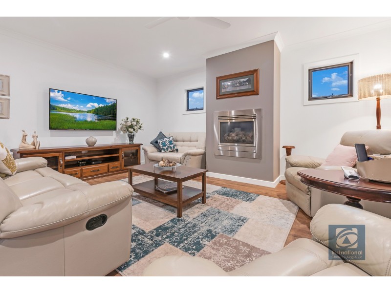 2/4 Dumfries Court, Moama NSW 2731