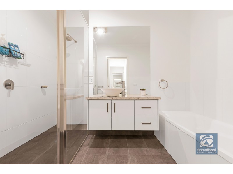 2/4 Dumfries Court, Moama NSW 2731