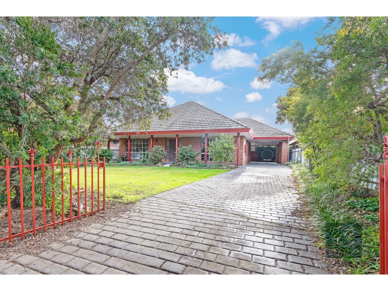69 Rutley Crescent, Echuca VIC 3564