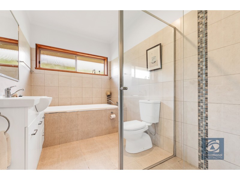 69 Rutley Crescent, Echuca VIC 3564