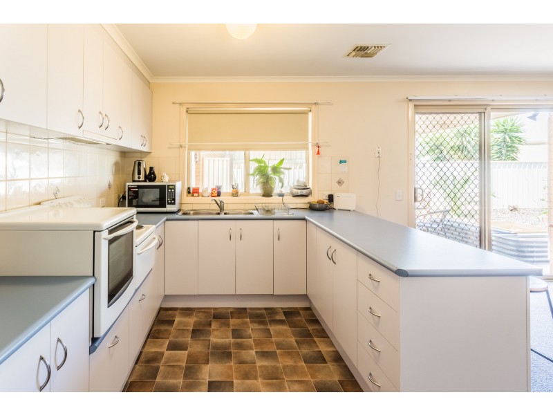 9 Pryor Street, Echuca VIC 3564