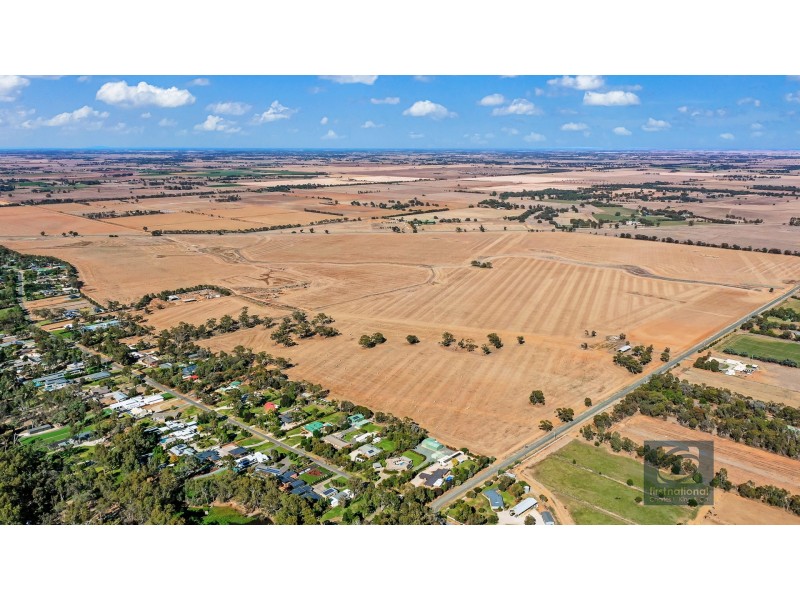 Latham Road, Echuca VIC 3564