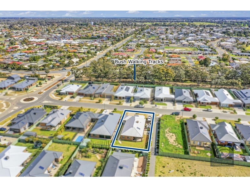 99 Mayflower Drive, Moama NSW 2731