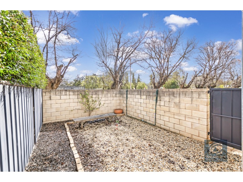 1/11 Crofton Street, Echuca VIC 3564