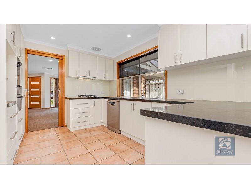 61  Rutley Crescent, Echuca VIC 3564