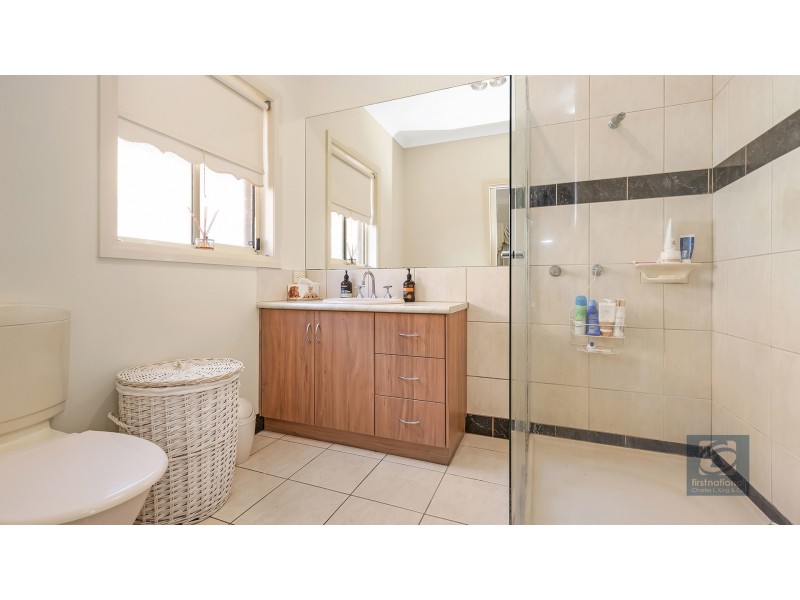 3 Victoria Place, Echuca VIC 3564
