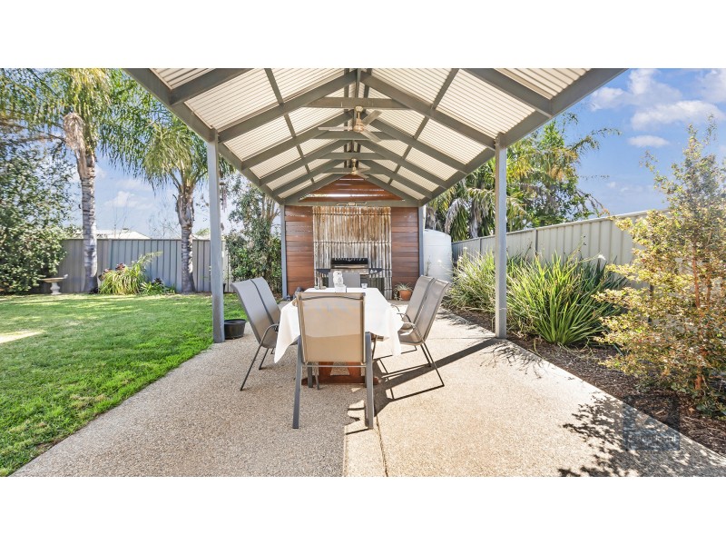 3 Victoria Place, Echuca VIC 3564