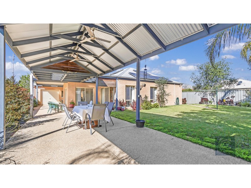 3 Victoria Place, Echuca VIC 3564