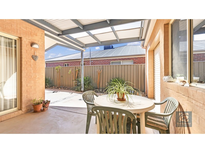 3 Victoria Place, Echuca VIC 3564