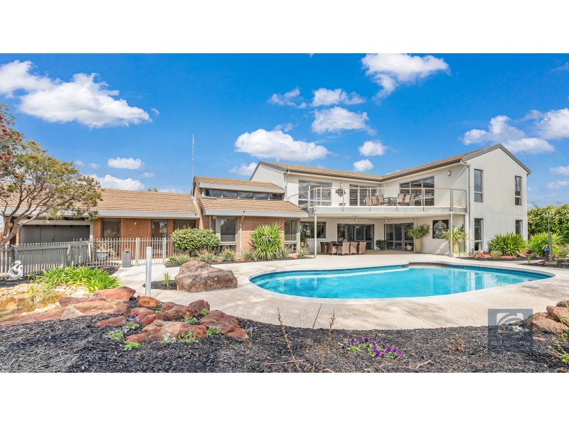 39-45 Elizabeth Street, Echuca VIC 3564