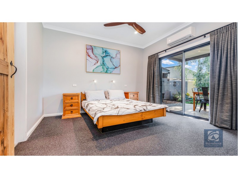 16 Barry Street, Echuca VIC 3564