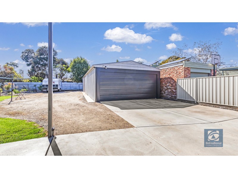 16 Barry Street, Echuca VIC 3564