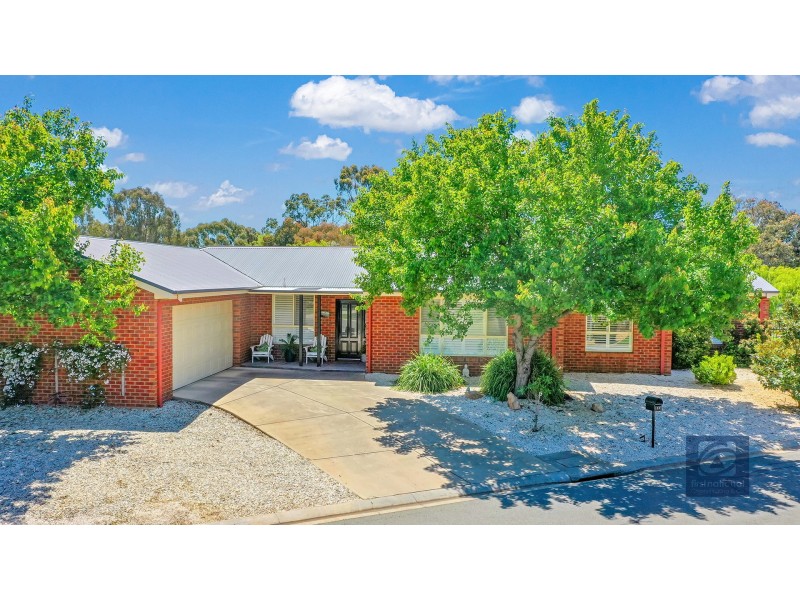 14 Kingfisher Drive West, Moama NSW 2731