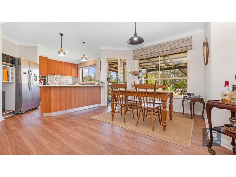 14 Kingfisher Drive West, Moama NSW 2731