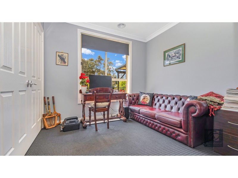 14 Kingfisher Drive West, Moama NSW 2731