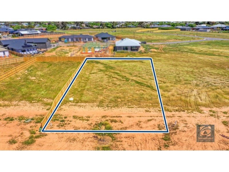 15 Chardonnay Avenue, Moama NSW 2731