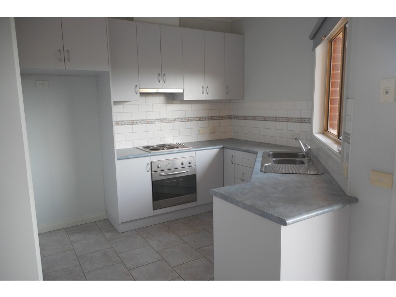 2/1 Grange Court, Echuca VIC 3564