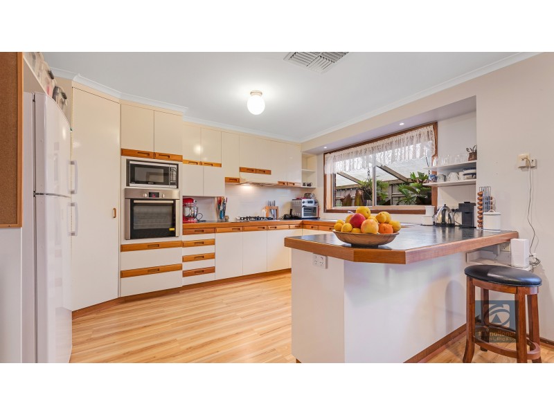 18 Kooyong Court, Echuca VIC 3564