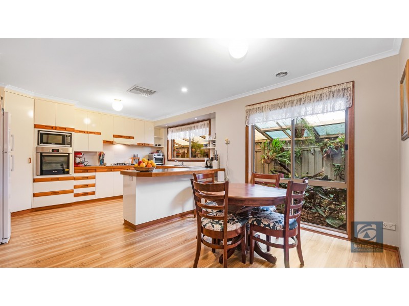 18 Kooyong Court, Echuca VIC 3564