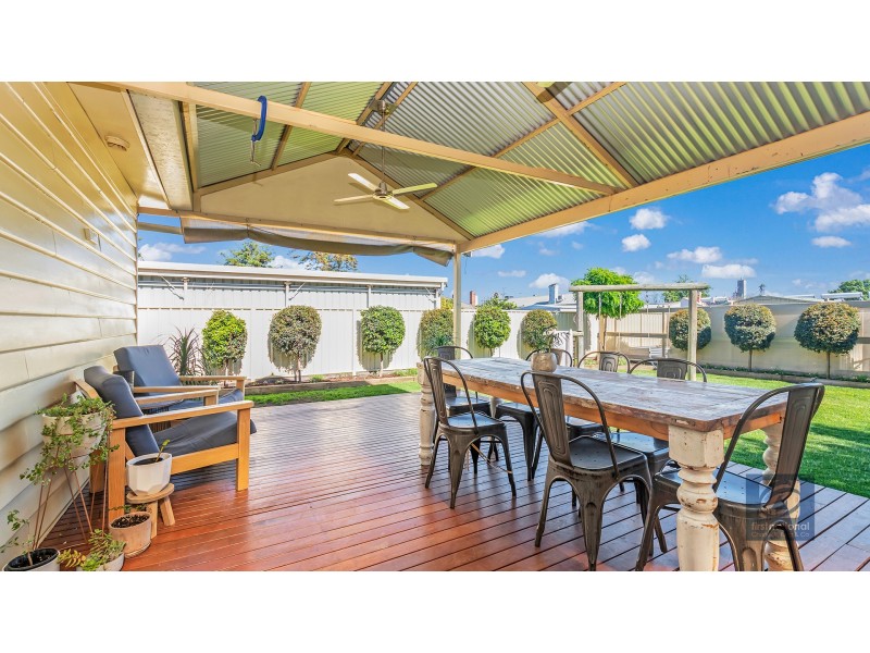 54 McKinlay Street, Echuca VIC 3564