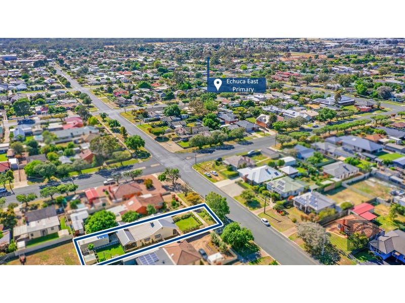 54 McKinlay Street, Echuca VIC 3564