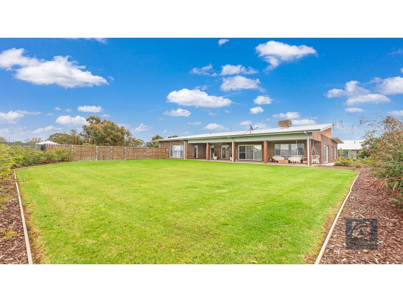 5 Ghost Gum Place, Moama NSW 2731