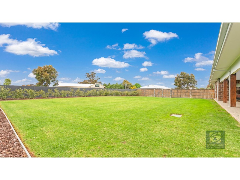 5 Ghost Gum Place, Moama NSW 2731