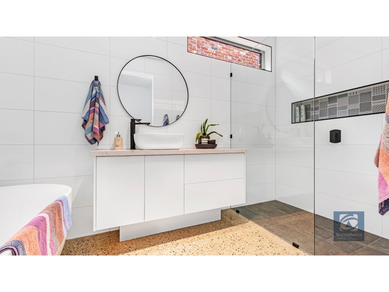 8690 Murray Valley Highway, Echuca VIC 3564