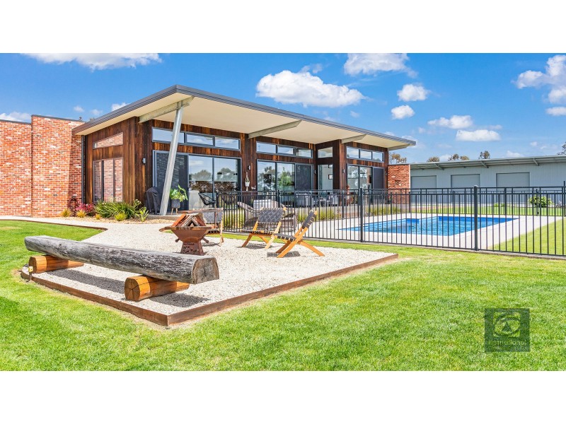 8690 Murray Valley Highway, Echuca VIC 3564