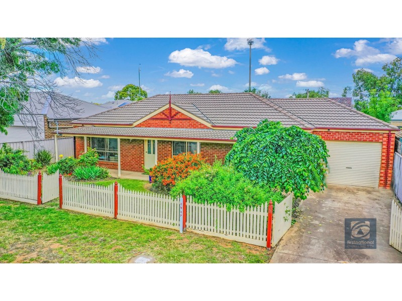 33 Porter Street, Moama NSW 2731