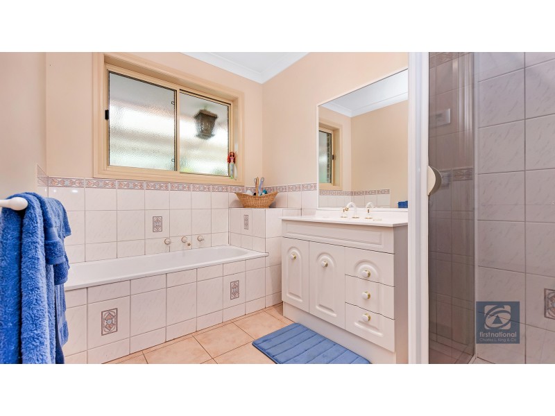 78 Ogilvie Avenue, Echuca VIC 3564