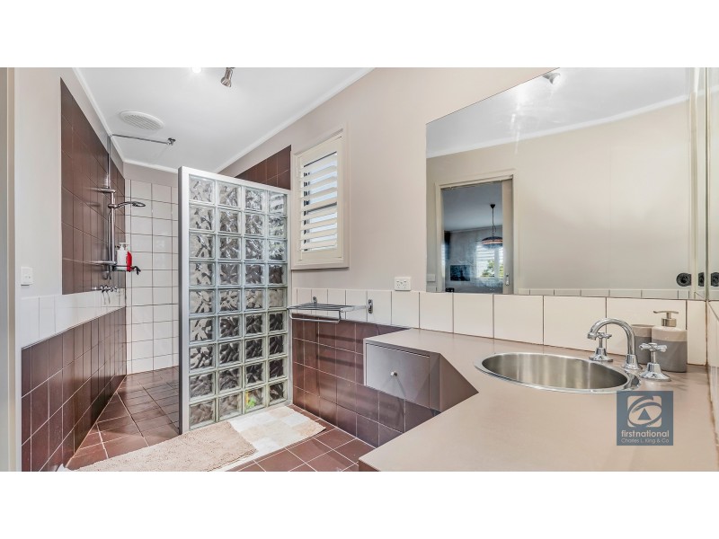 24 Kingfisher Drive West Drive, Moama NSW 2731