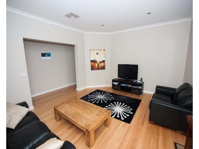 17 Forfar Drive, Moama NSW 2731