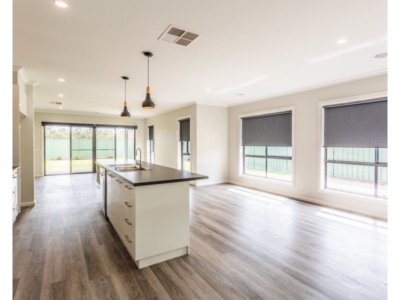 17 Cobba Way, Moama NSW 2731