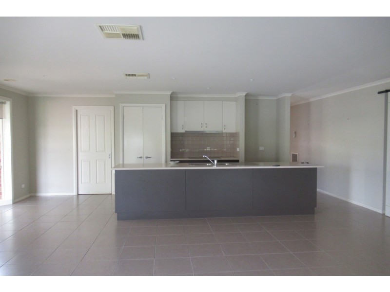 15 Kildare Avenue, Moama NSW 2731