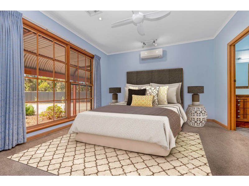 24 Maiden Smith Drive, Moama NSW 2731